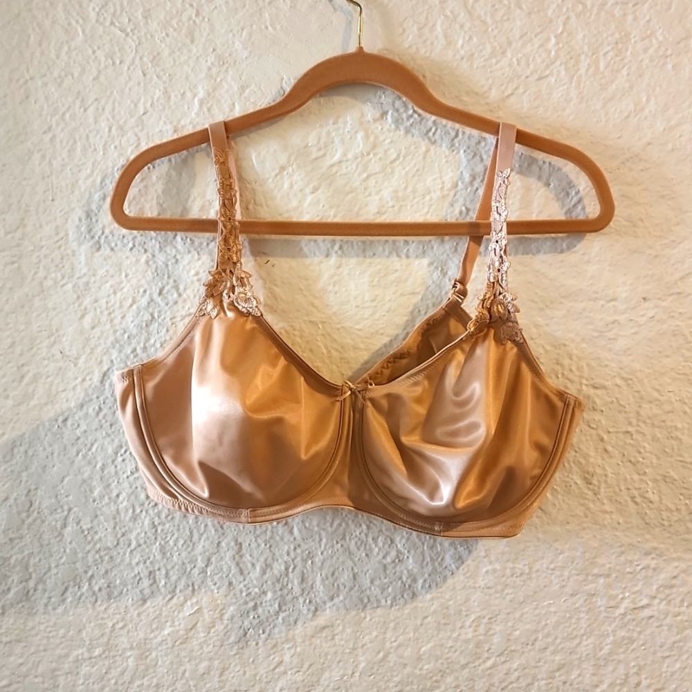 Dominique Mystique Underiwre Minimizer Full Coverage Bra Style 700 Medium Beige - Picture 1 of 8